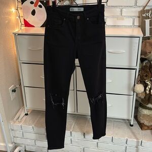 Top Shop moto petite “Jamie” ripped black skinny high rise jeans